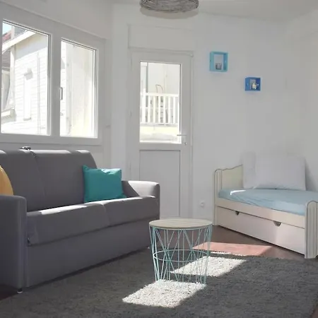 1 Min A Pied De La 公寓 *